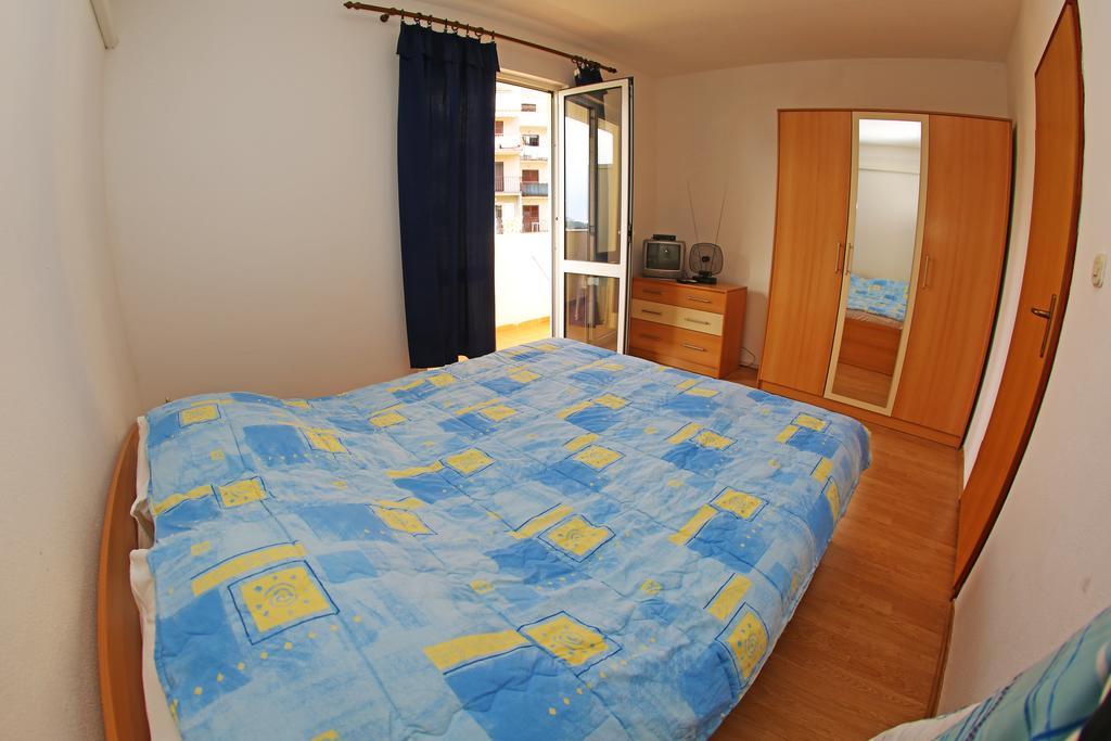 Apartments And Rooms Zvjezdana Hvar Town Habitación foto